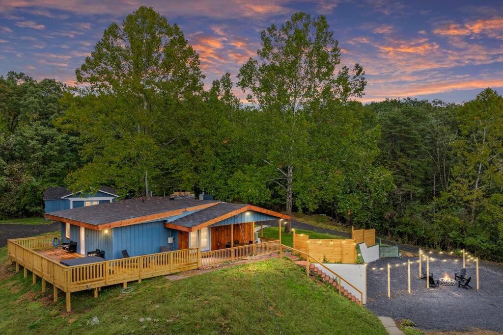 Hidden Hollow 3Bd Cabin - Hot Tub, Wifi, Game Room, Fire Pit Luray Exterior photo